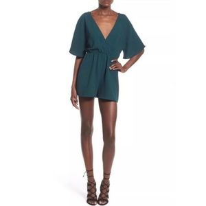 Leith Nordstrom Crepe Emerald Green V-Neck Flowy Shorts Romper
